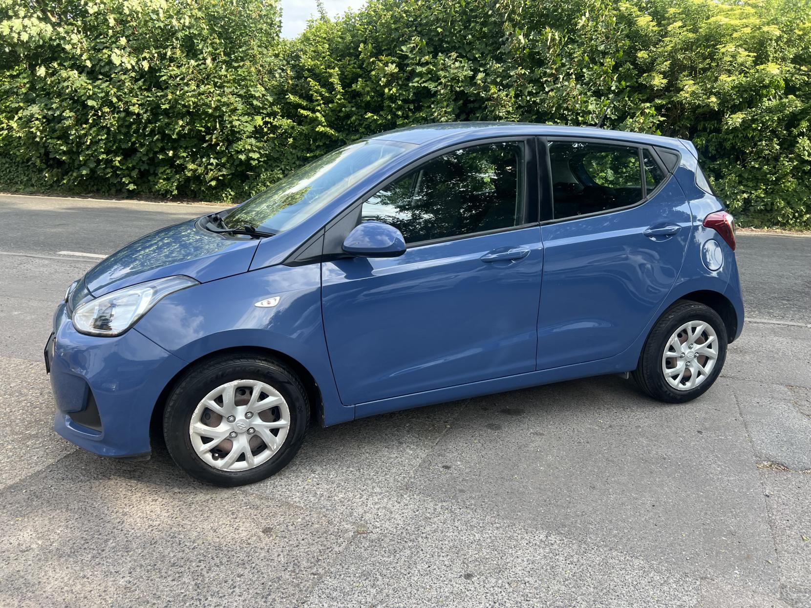 Hyundai i10 1.0 SE Hatchback 5dr Petrol Manual Euro 6 (66 ps)