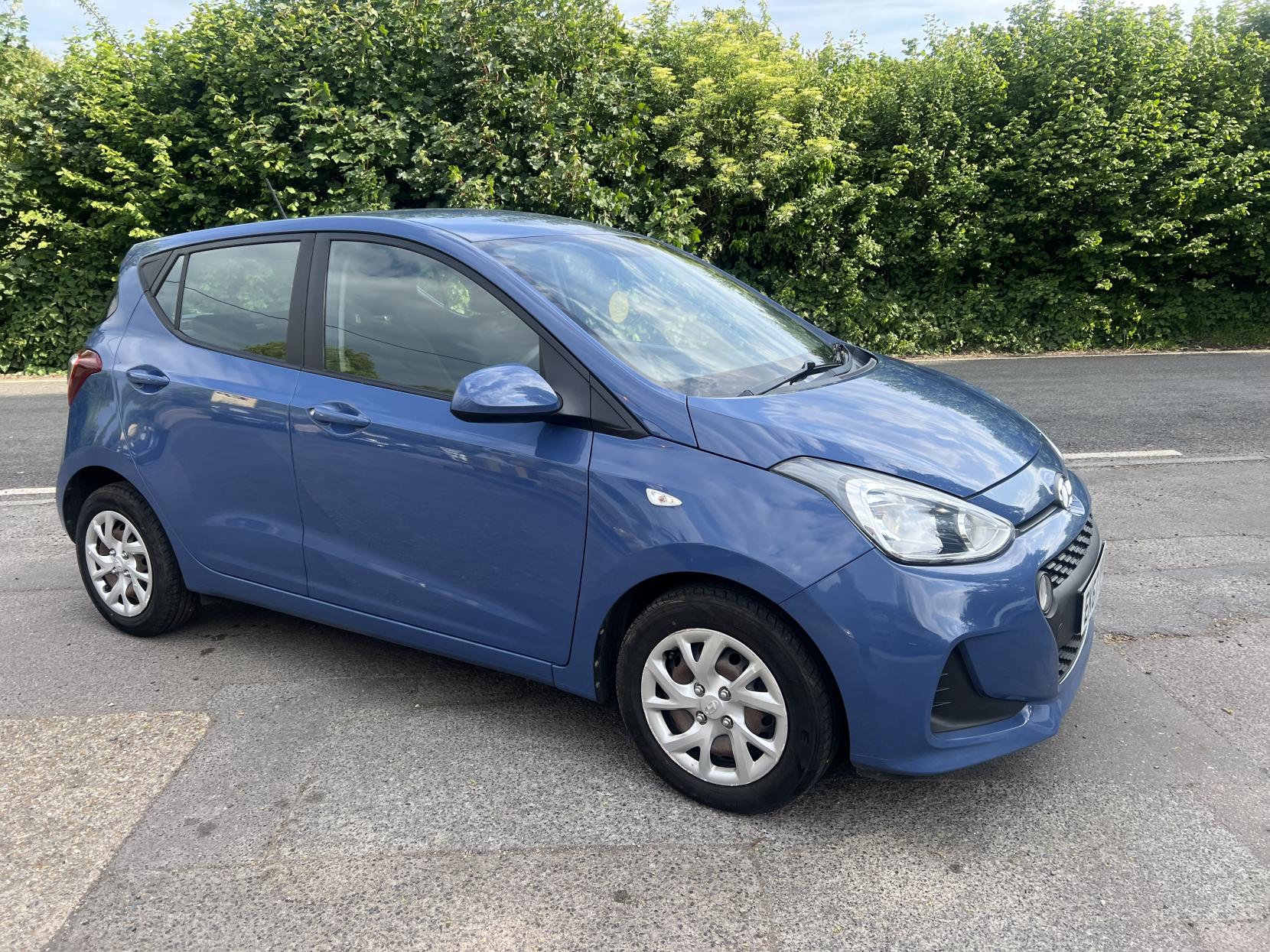 Hyundai i10 1.0 SE Hatchback 5dr Petrol Manual Euro 6 (66 ps)