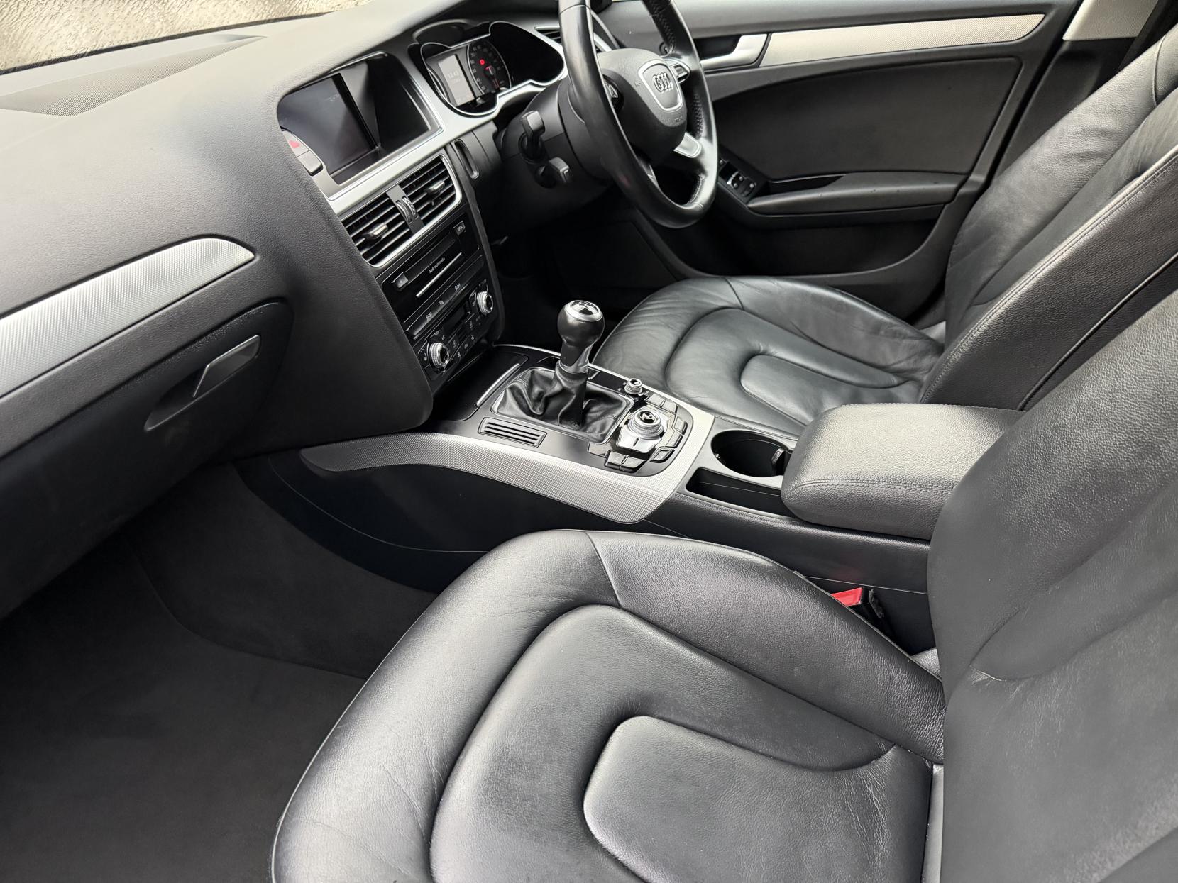 Audi A4 Avant 1.8 TFSI SE Technik Estate 5dr Petrol Manual Euro 5 (s/s) (120 ps)