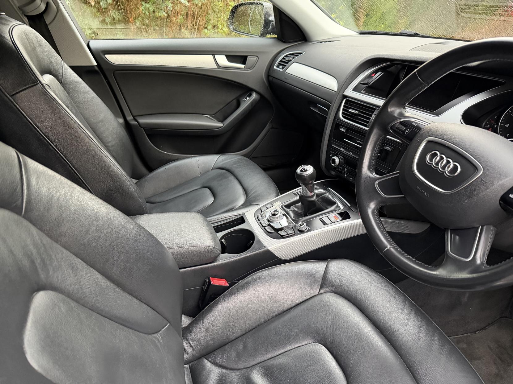 Audi A4 Avant 1.8 TFSI SE Technik Estate 5dr Petrol Manual Euro 5 (s/s) (120 ps)