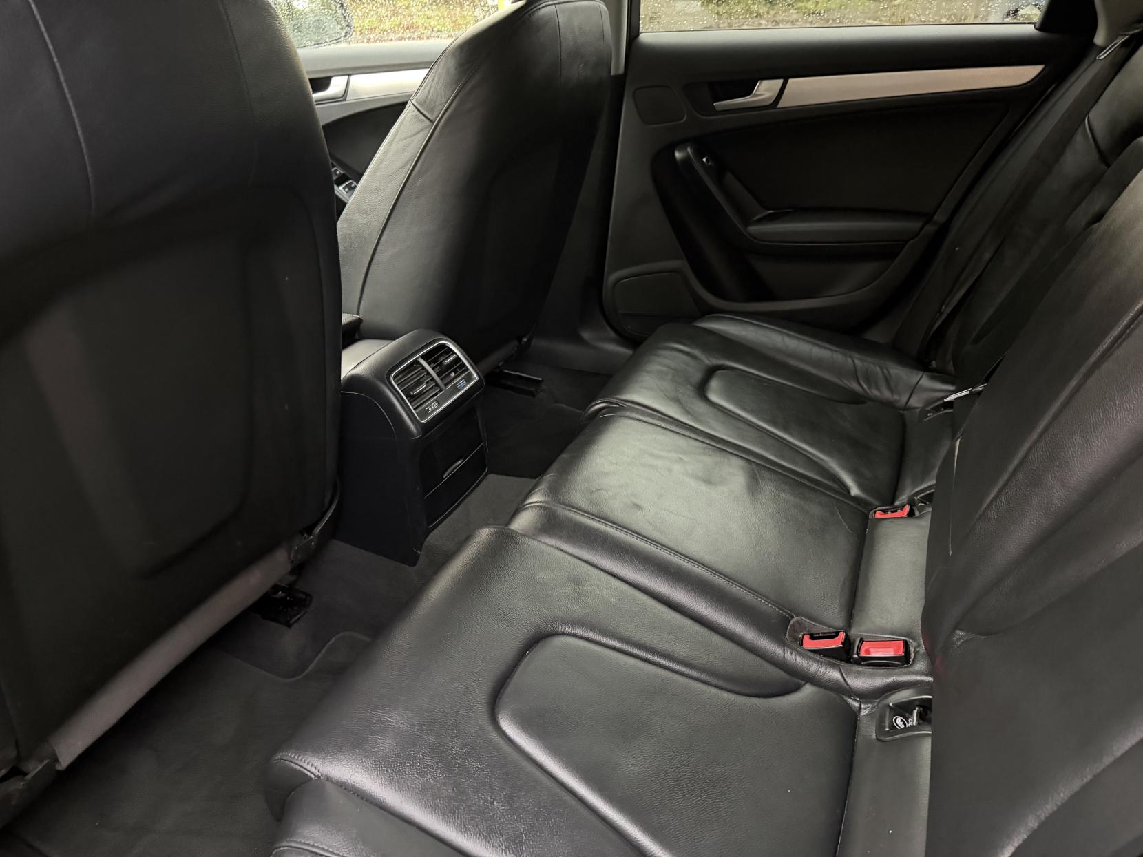 Audi A4 Avant 1.8 TFSI SE Technik Estate 5dr Petrol Manual Euro 5 (s/s) (120 ps)