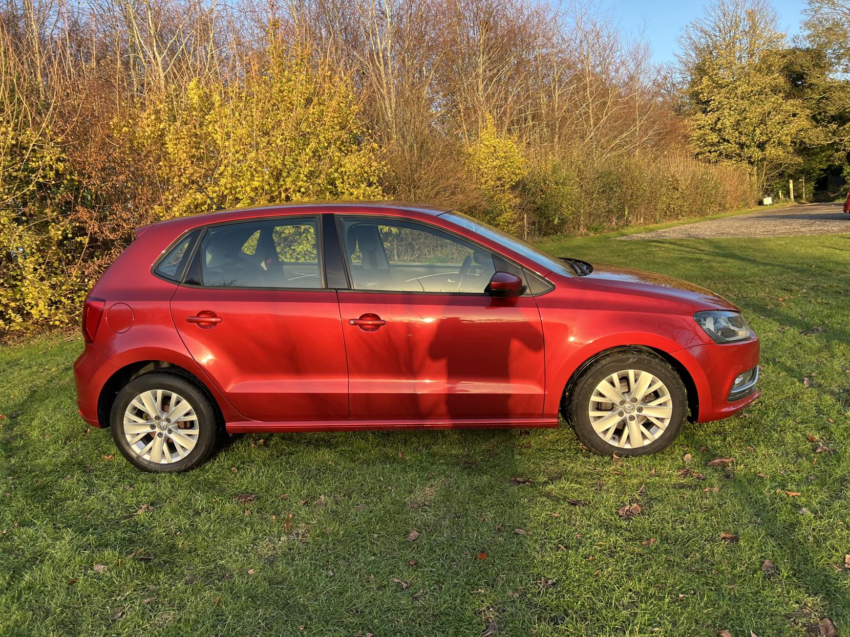 Volkswagen Polo 1.0 BlueMotion Tech SE Hatchback 5dr Petrol Manual Euro 6 (s/s) (60 ps)