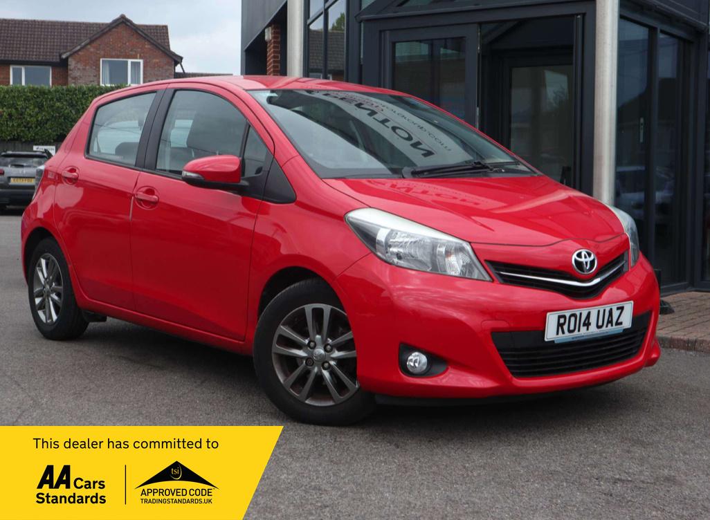 Toyota Yaris 1.33 Dual VVT-i Icon Plus Hatchback 5dr Petrol Manual Euro 5 (99 ps)
