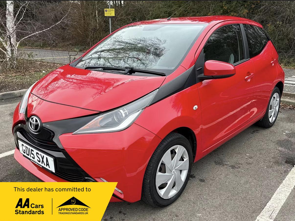 Toyota AYGO 1.0 VVT-i x-play Hatchback 5dr Petrol Manual Euro 5 Euro 5 (68 ps)