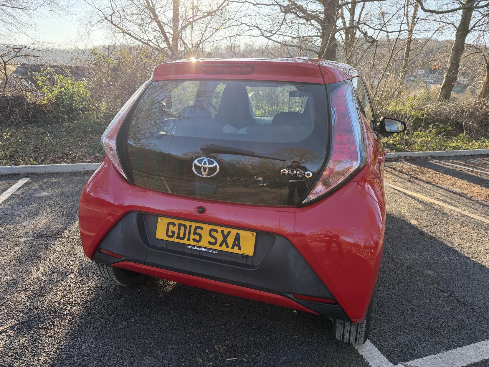 Toyota AYGO 1.0 VVT-i x-play Hatchback 5dr Petrol Manual Euro 5 Euro 5 (68 ps)