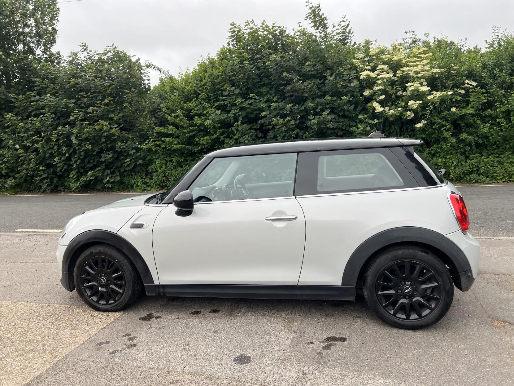MINI Hatch 1.5 Cooper Hatchback 3dr Petrol Manual Euro 6 (s/s) (136 ps)