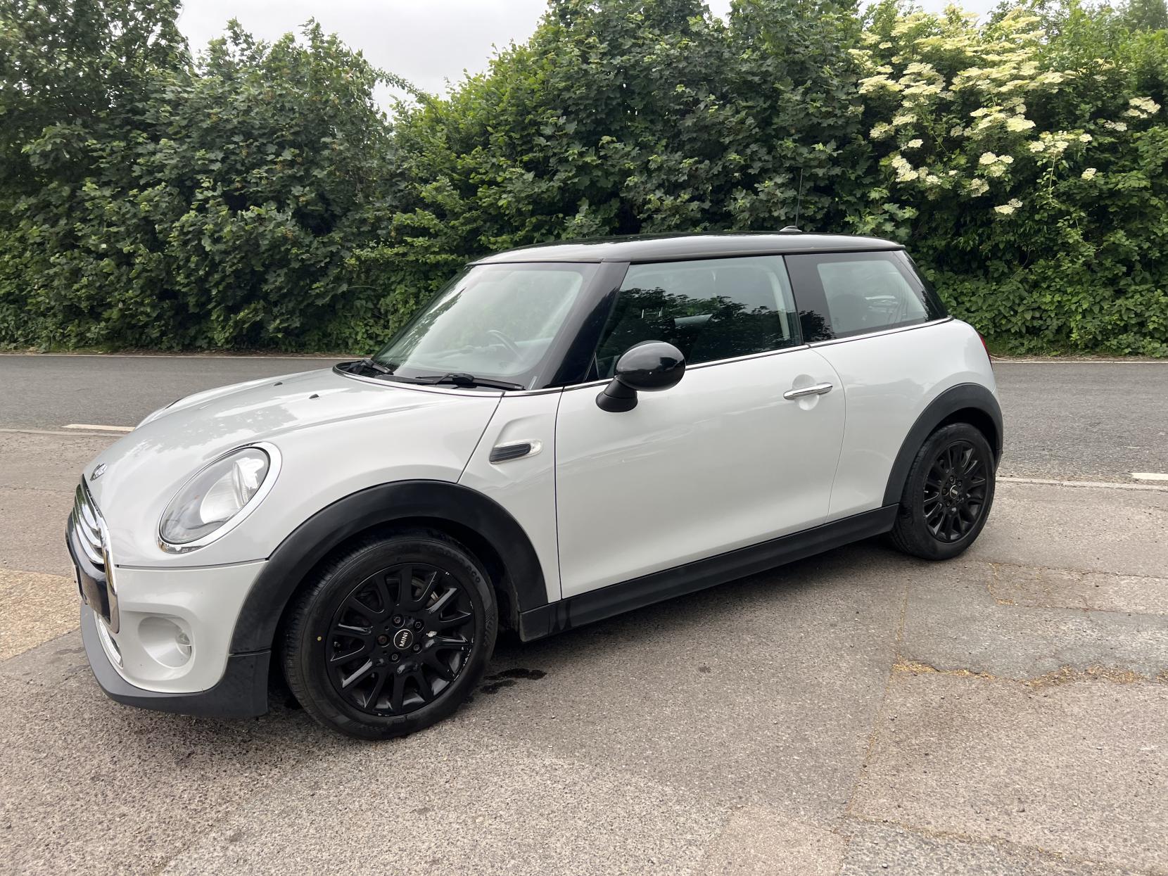 MINI Hatch 1.5 Cooper Hatchback 3dr Petrol Manual Euro 6 (s/s) (136 ps)