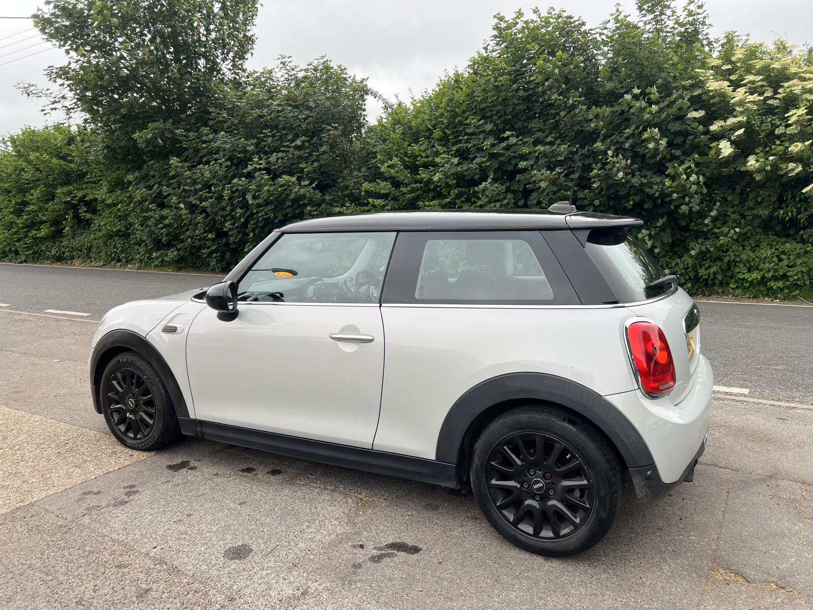MINI Hatch 1.5 Cooper Hatchback 3dr Petrol Manual Euro 6 (s/s) (136 ps)