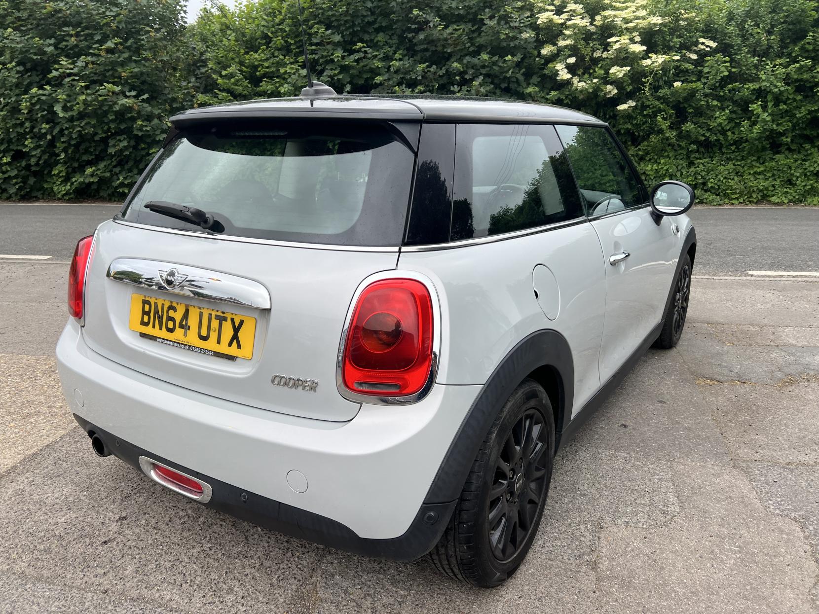 MINI Hatch 1.5 Cooper Hatchback 3dr Petrol Manual Euro 6 (s/s) (136 ps)